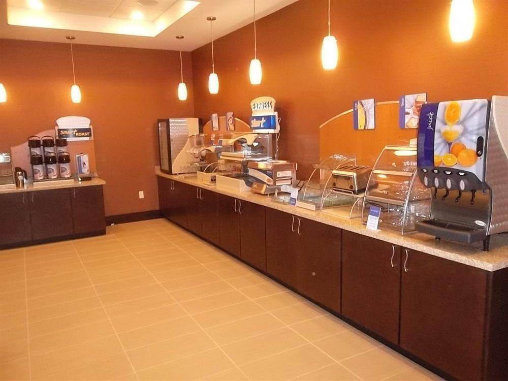 奥兰多东智选假日套房酒店 Alafaya 外观 照片